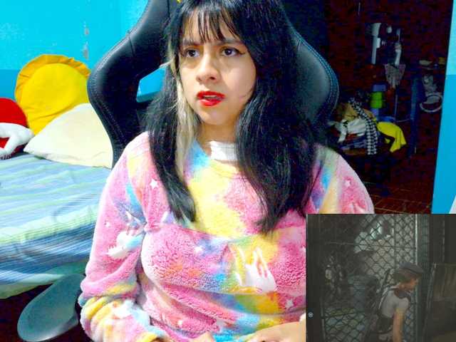 Hairy-Young live cam on BongaCams