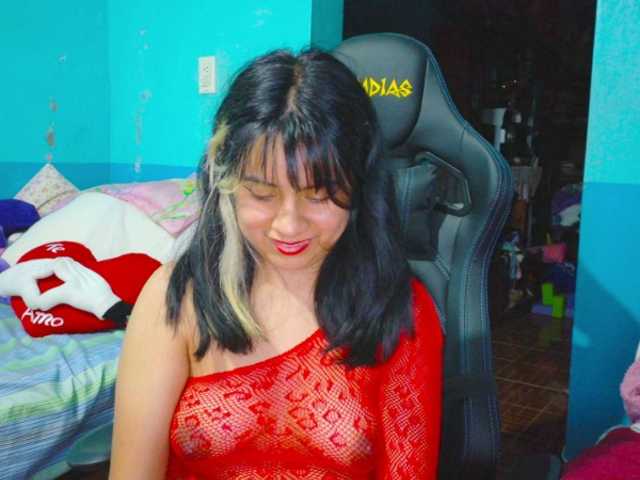 Hairy-Young live cam on UnifiedCams