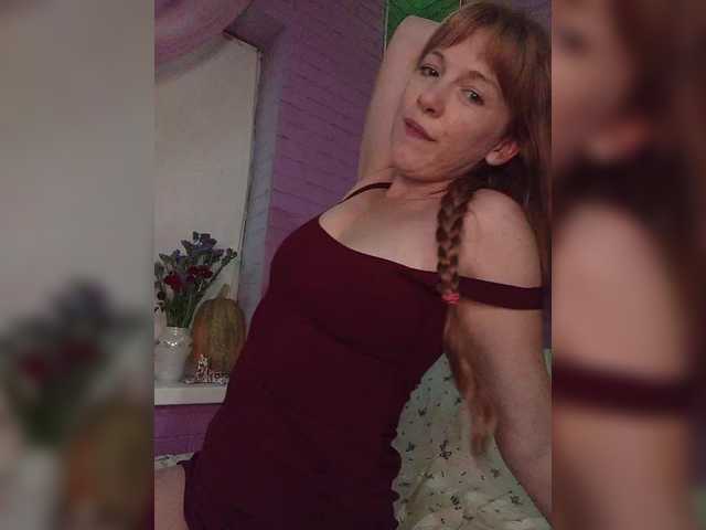 Curlyhair65 live cam on BongaCams