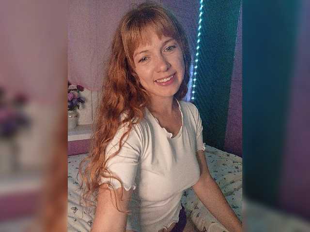 Curlyhair65 live cam on BongaCams