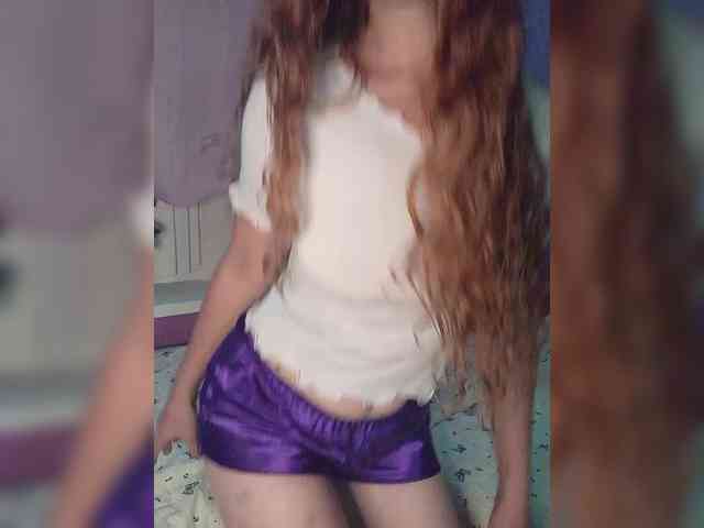 Curlyhair65 webcam