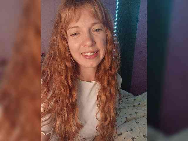 Curlyhair65 webcam