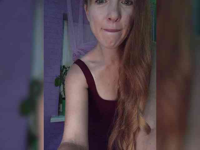 Curlyhair65 webcam