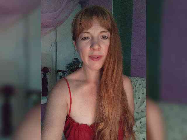 Curlyhair65 webcam
