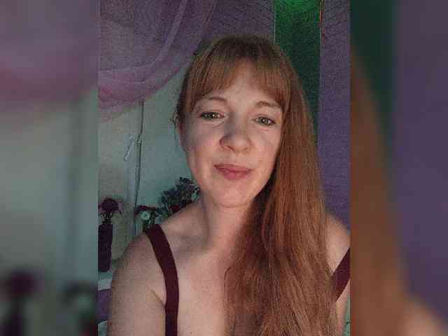 Curlyhair65 webcam
