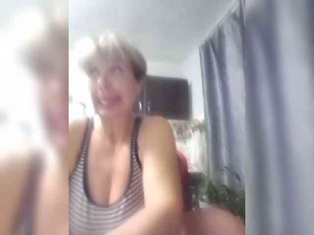 MsLukeme webcam