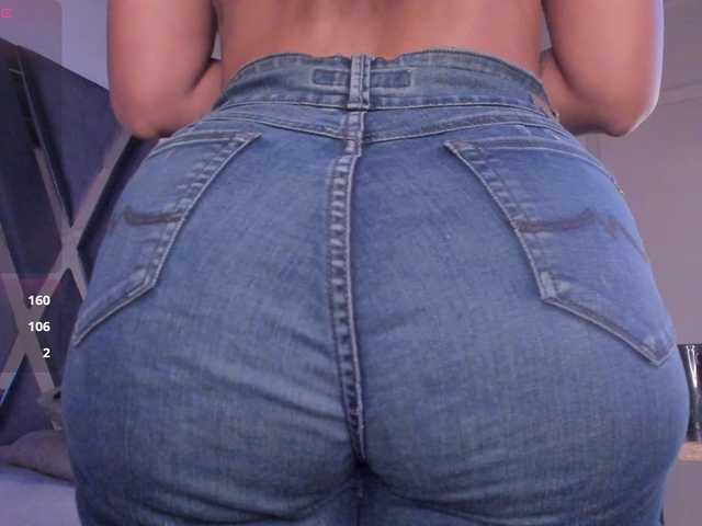 strong-girl live webcam show