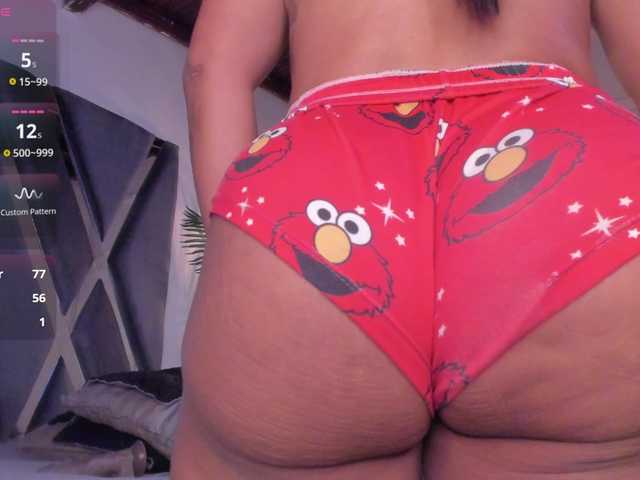 strong-girl live cam on BongaCams
