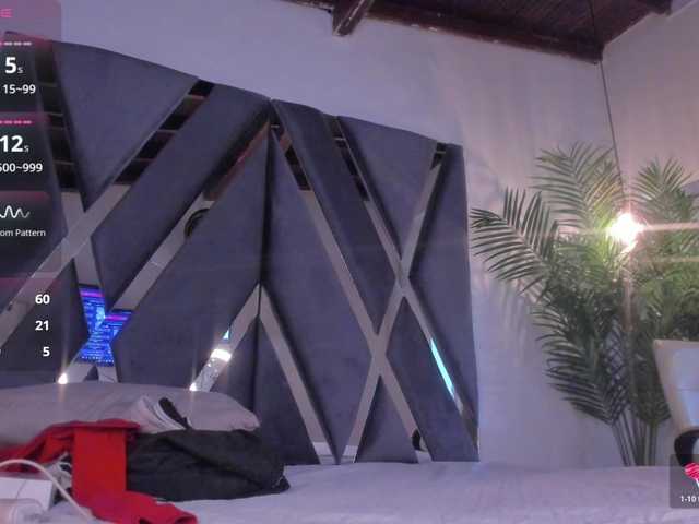 le modèle strong-girl est en webcam porno dans un show sur le site bongacams, il possède les tags suivants: Latino/Hispanic,Brunette,Trimmed