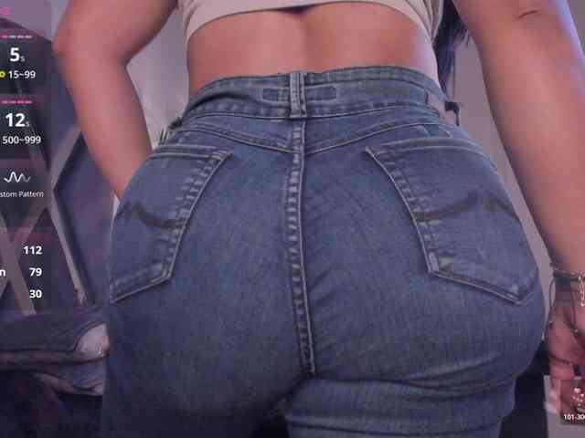 strong-girl Live Webcam on BongaCams