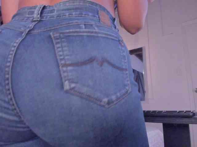 strong-girl webcam