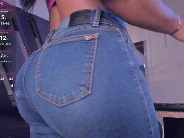 strong-girl webcam
