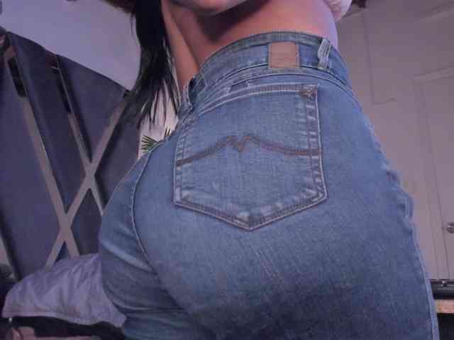 strong-girl Live Webcam on BongaCams