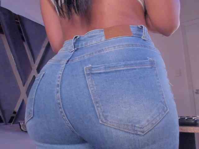 strong-girl webcam