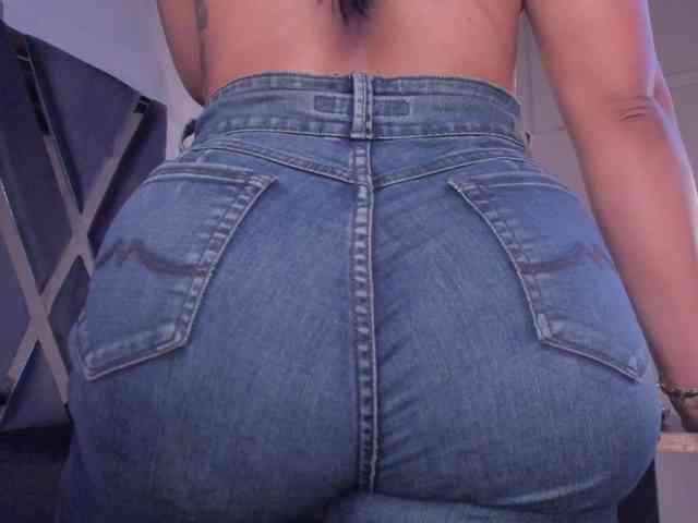 strong-girl webcam