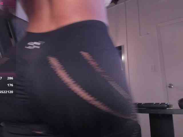 strong-girl webcam