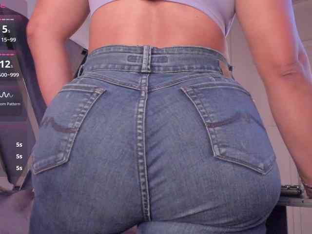 strong-girl webcam
