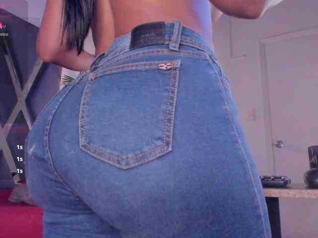 strong-girl webcam