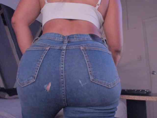 strong-girl webcam