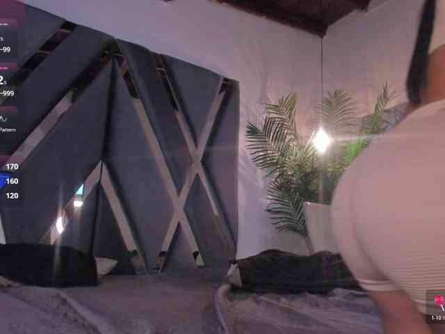 strong-girl webcam