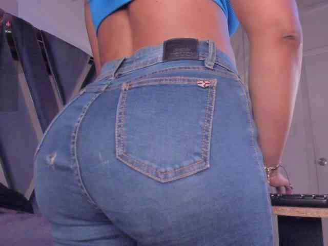 strong-girl webcam