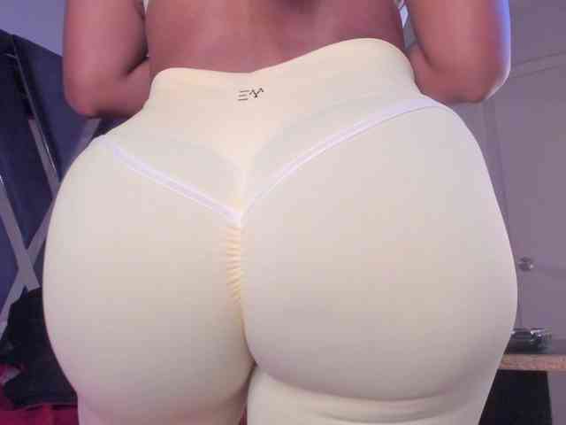 strong-girl webcam