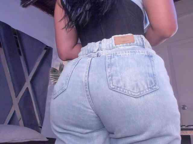 strong-girl webcam
