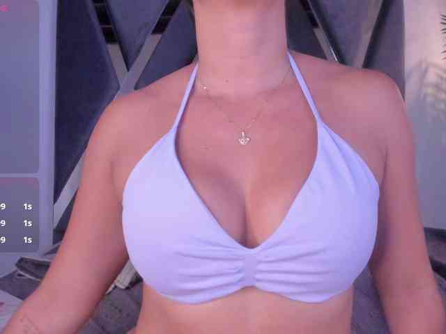 strong-girl webcam