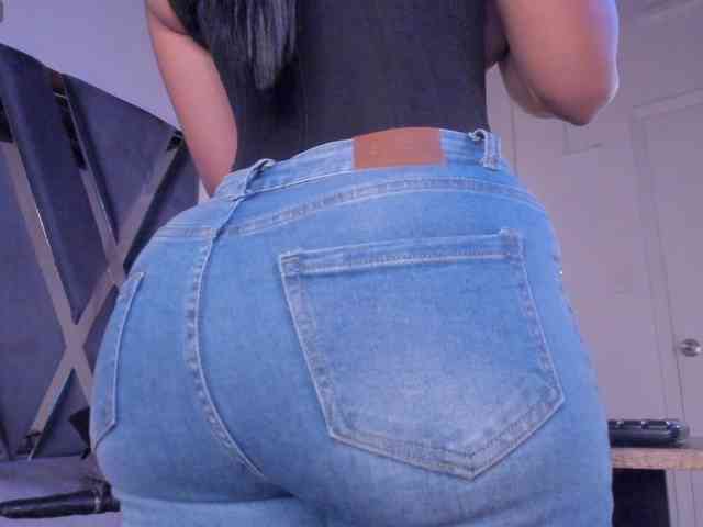 strong-girl webcam