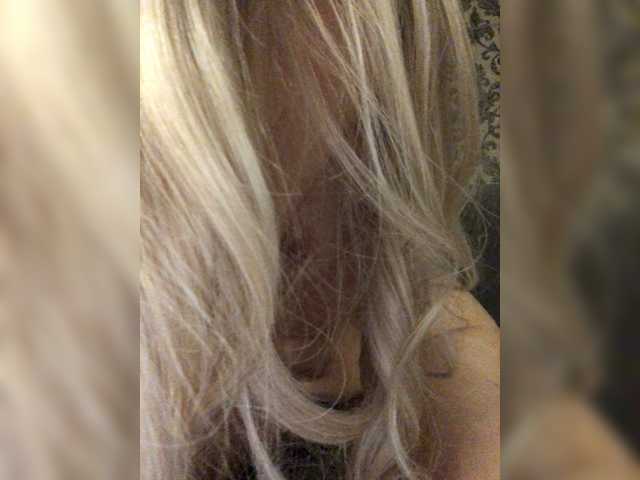 -ollia- live cam on BongaCams