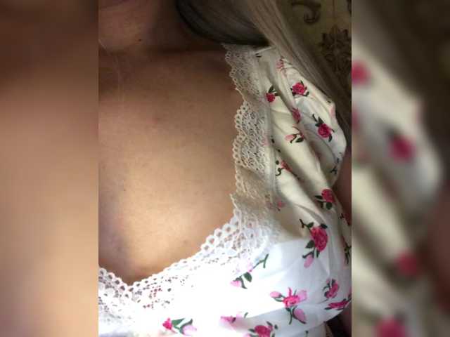 -ollia-'s BongaCams show and profile