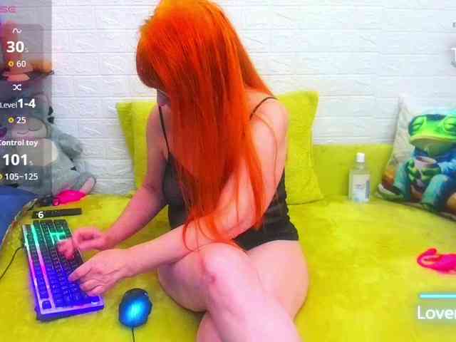 FoxyMature webcam