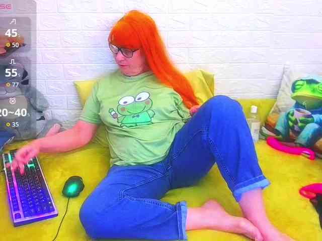 FoxyMature webcam