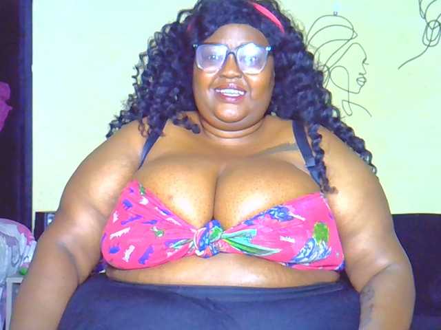 Webcam performer BellyGoddess online show BellyGoddess