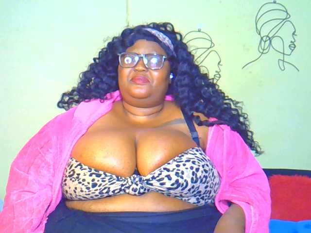 BellyGoddess live webcam show