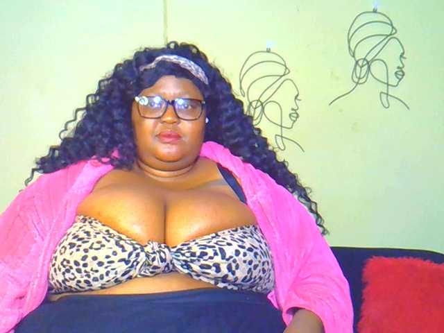 BellyGoddess live webcam show