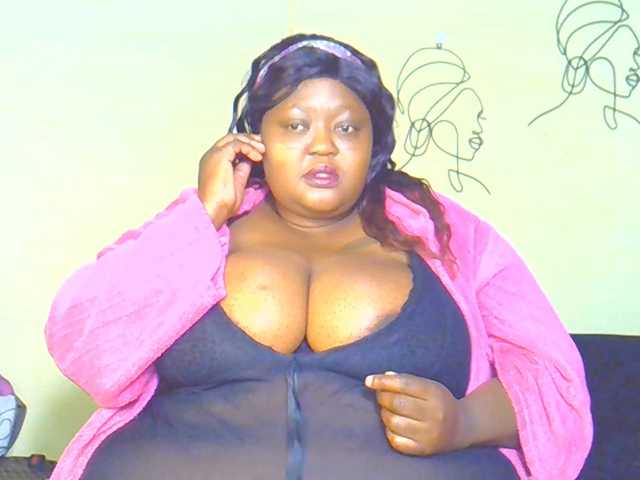 BellyGoddess live cam on BongaCams