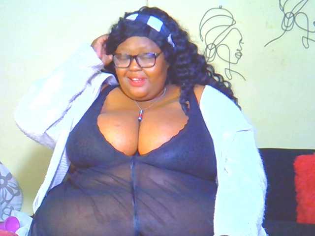 BellyGoddess live webcam show