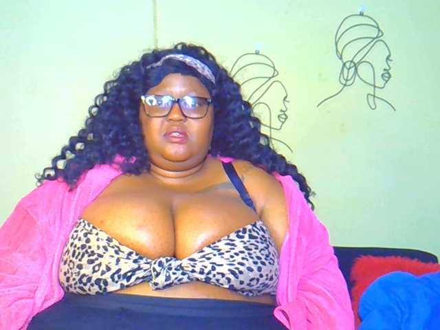 BellyGoddess live webcam show