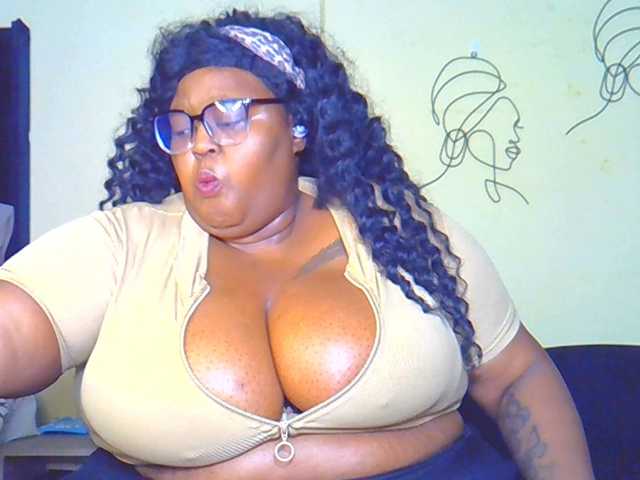 BellyGoddess live cam preview
