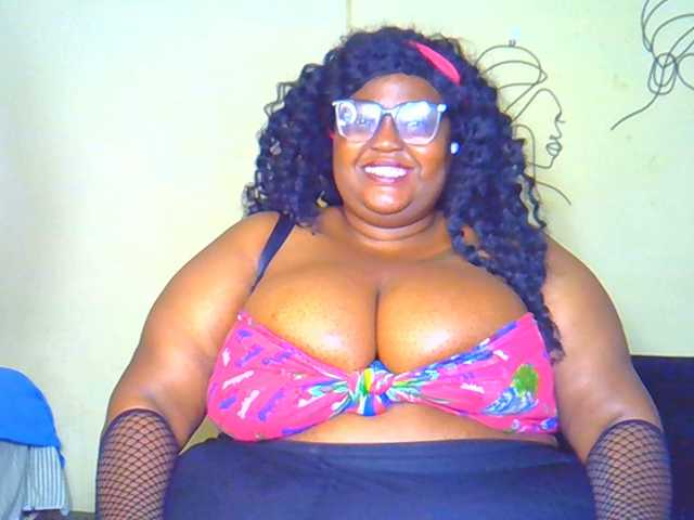 BellyGoddess live cam preview