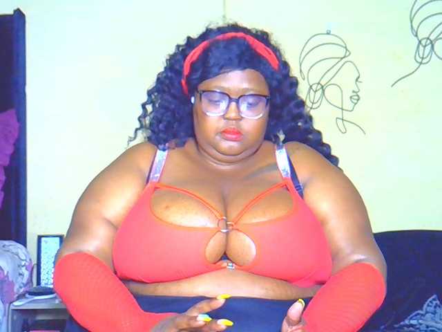 BellyGoddess live cam on BongaCams