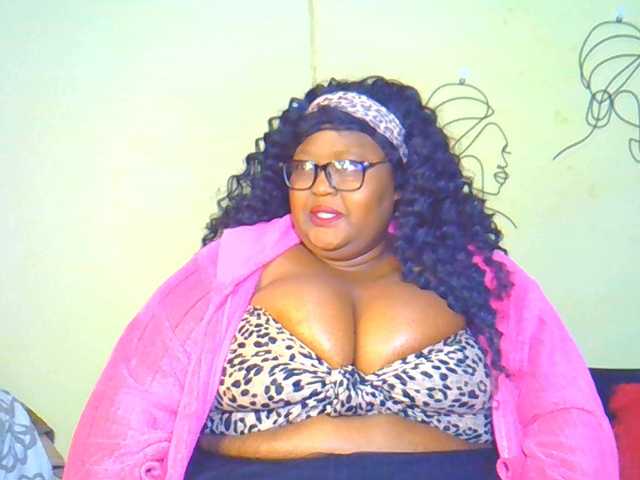 BellyGoddess live webcam show