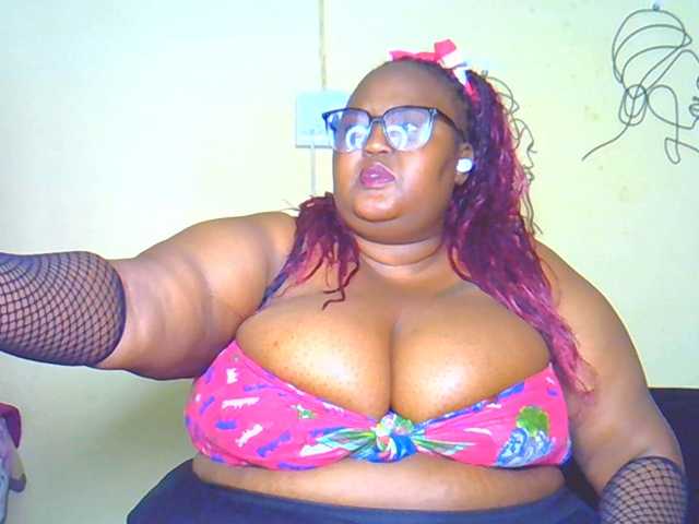 BellyGoddess live cam
