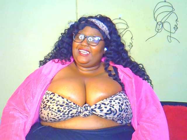 BellyGoddess live webcam show