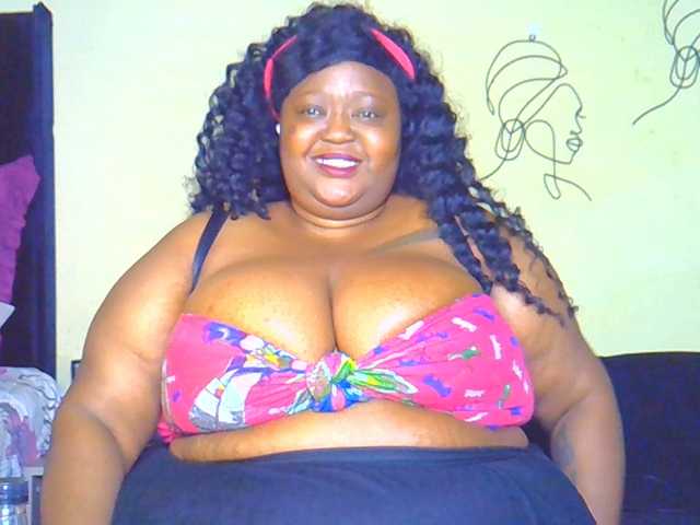BellyGoddess live cam on BongaCams