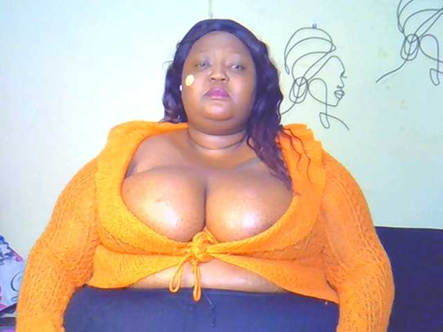 BellyGoddess live cam on BongaCams
