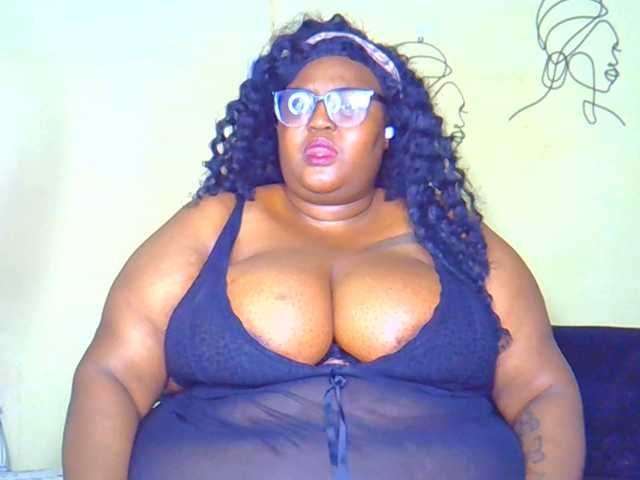BellyGoddess, en directo ahora en BongaCams