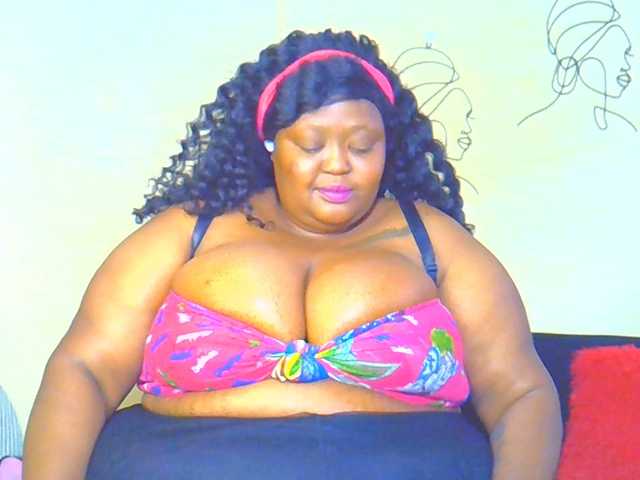 BellyGoddess live cam on BongaCams