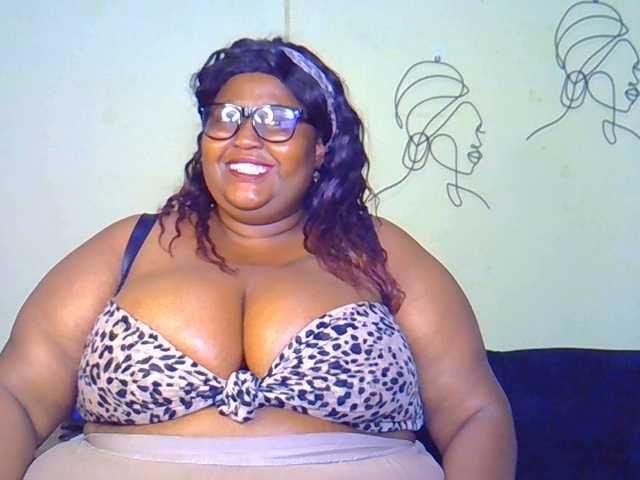 BellyGoddess's BongaCams show and profile